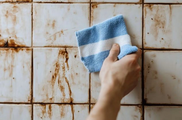 La mezcla más poderosa para blanquear los azulejos de la cocina
