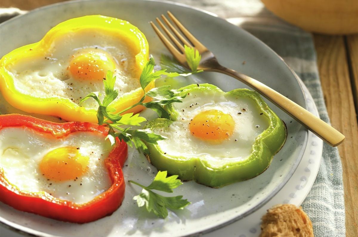 Pimientos rellenos de huevo