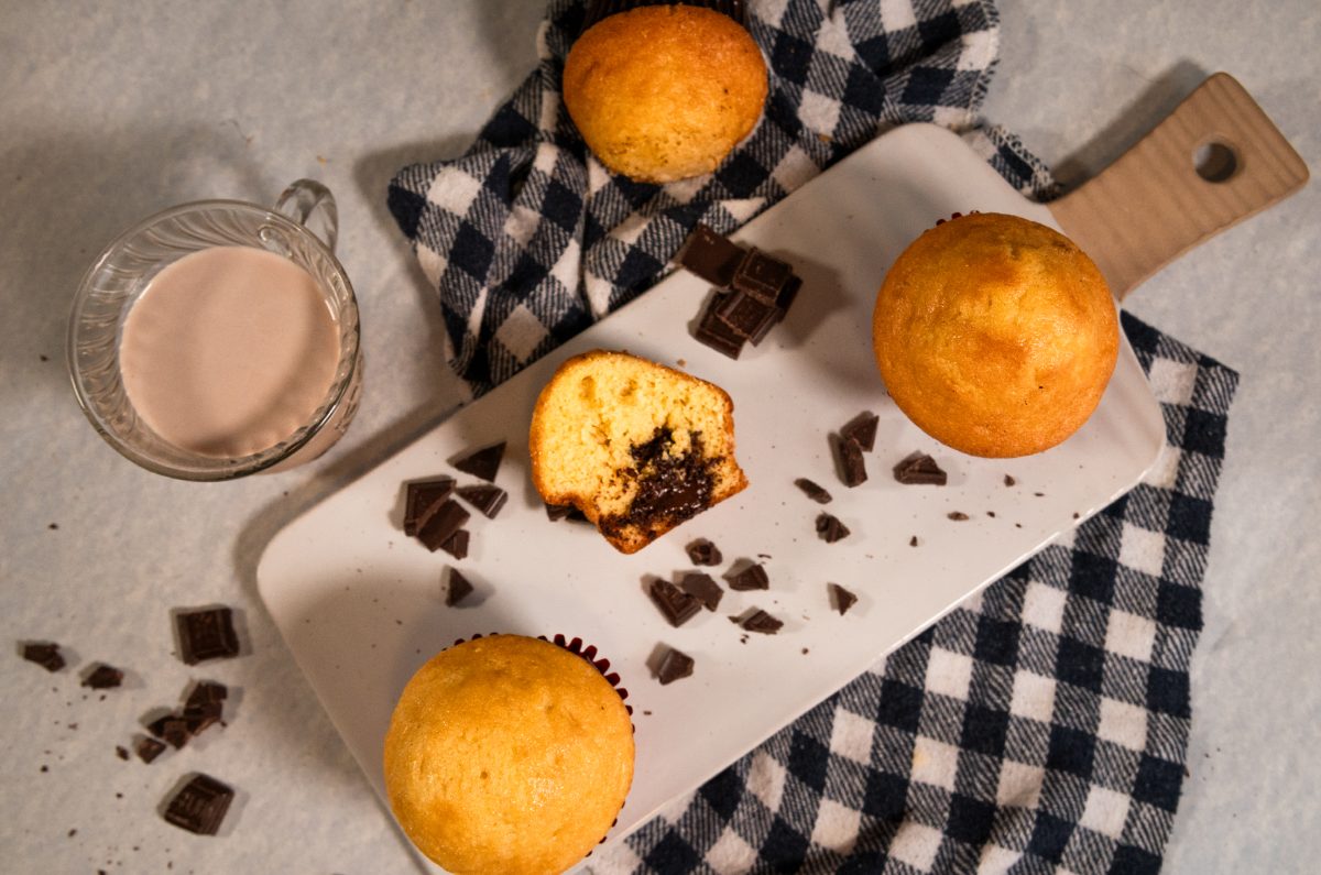 Aprende a hacer deliciosas mantecadas rellenas con nuestra receta fácil y rápida. ¡Sorprende a tus amigos con este dulce tradicional!