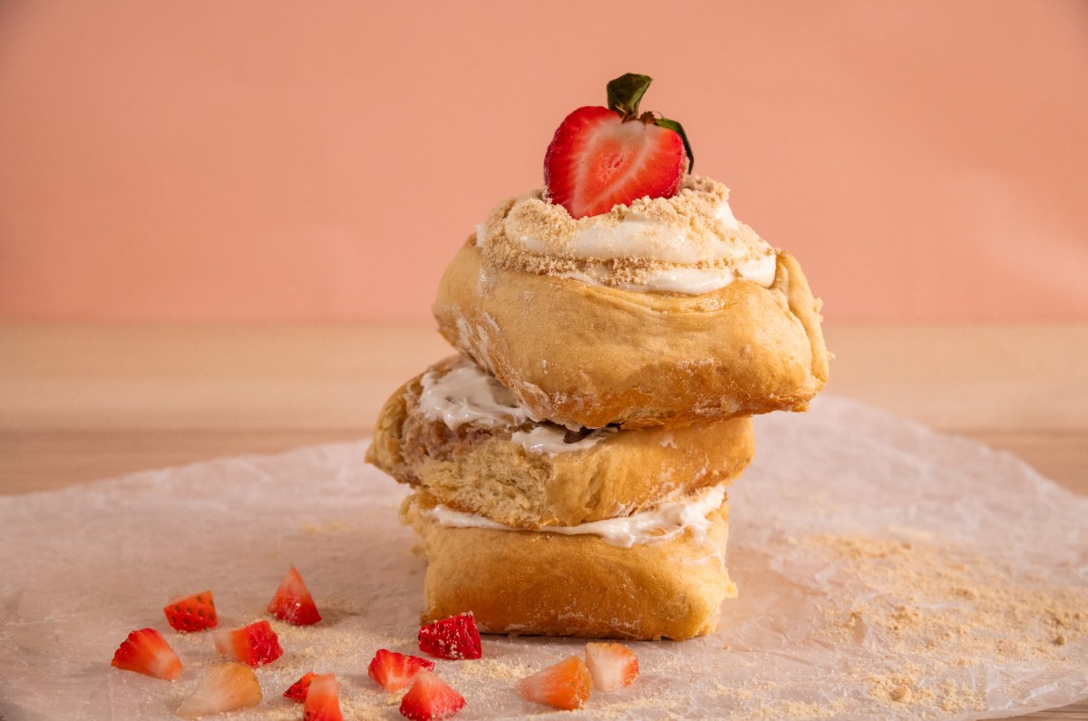 Receta de rol de cheesecake, combinación de postres