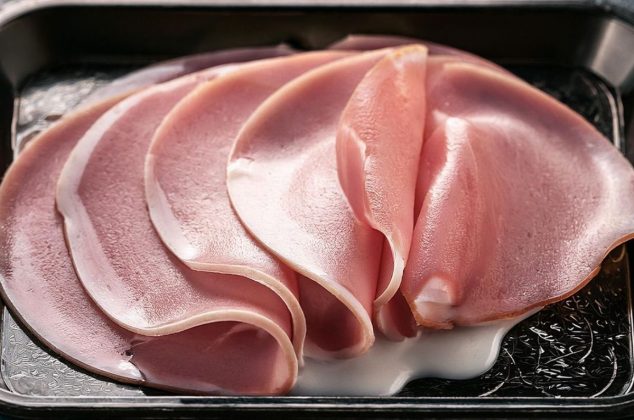 Señales de descomposición en el jamón: ¿Cómo saber si ya no es seguro comerlo y cuándo desecharlo?