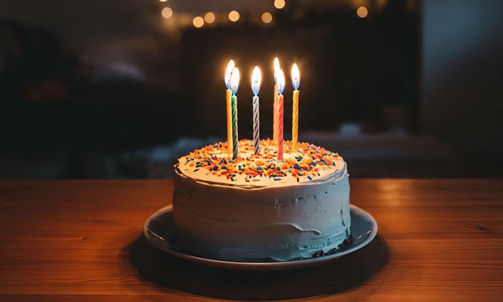 Soplar las velas del pastel es malo