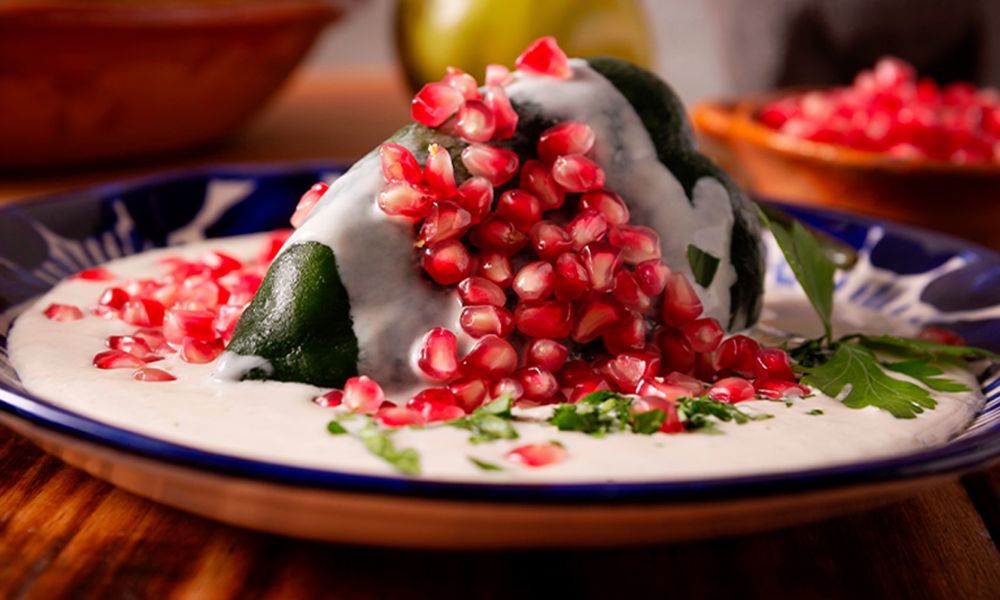 Chiles en nogada