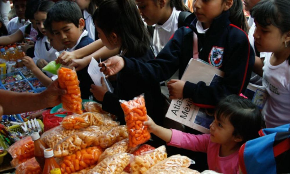 Comida chatarra en las escuelas