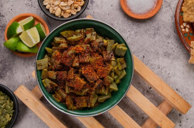 Receta de nopales cantineros ¡Con 5 ingredientes!