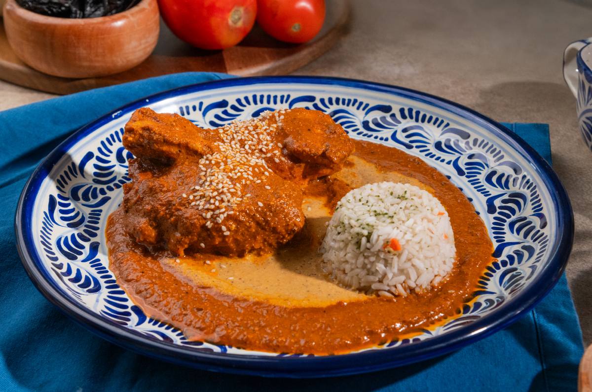 Receta de pollo almendrado, la mejor opción para preparar en casa