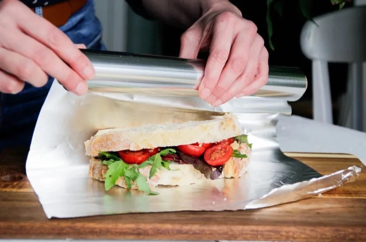  truco con papel aluminio para prevenir la intoxicación alimentaria