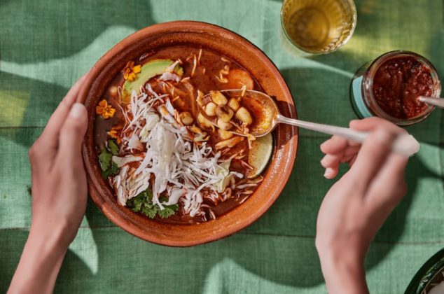 5 errores comunes que le quitan el sabor a tu pozole y cómo solucionarlos al instante