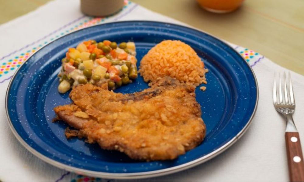 Receta de chuletas empanizadas doradas y crujientes