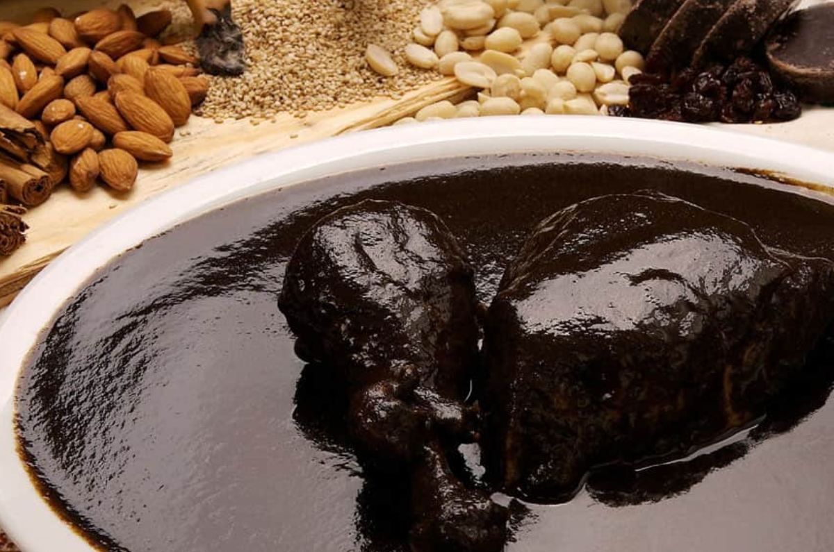 mole negro de oaxaca