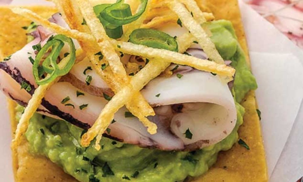 Receta de tostadas de pulpo y guacamole