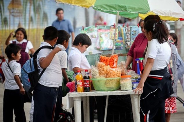 ¿Regresa la comida chatarra a las escuelas de México? Esto se sabe