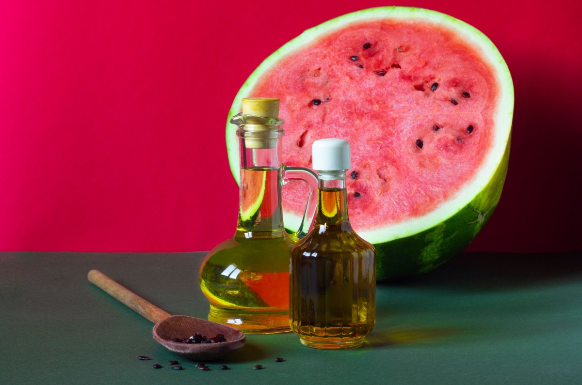 cáscara de sandía con aceite vegetal
