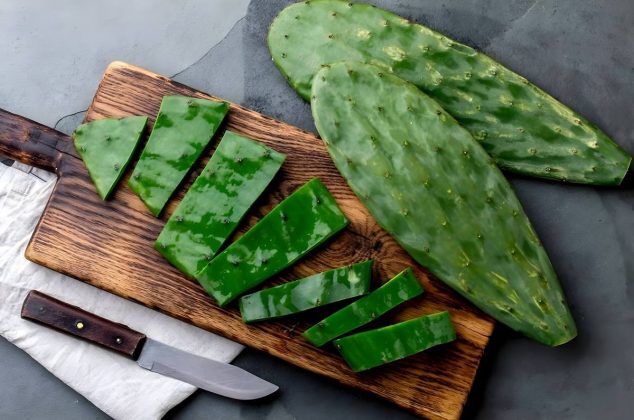 Esta es la poderosa razón por la que no deberías quitarle la baba al nopal