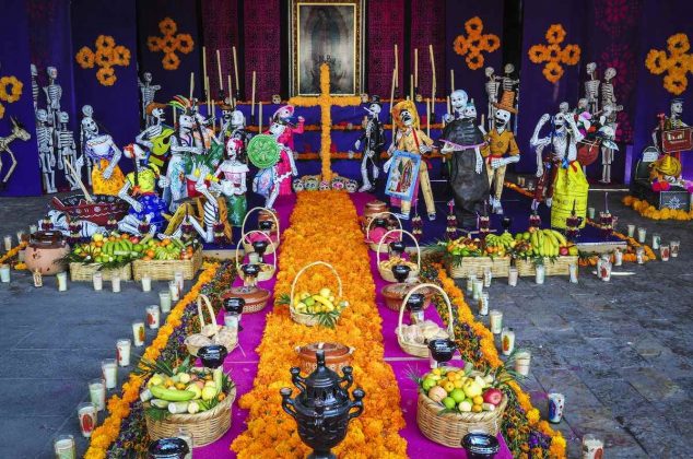 Los niveles y elementos de la ofrenda para el Día de Muertos, ¿cuántos son y qué poner?