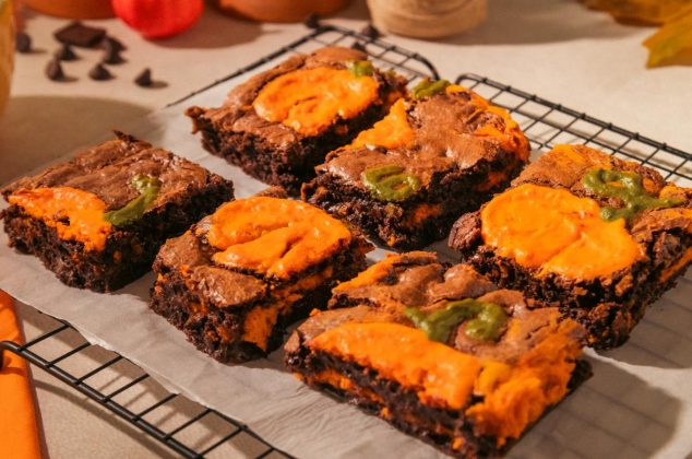 Receta de Brownies de cheesecake de camote
