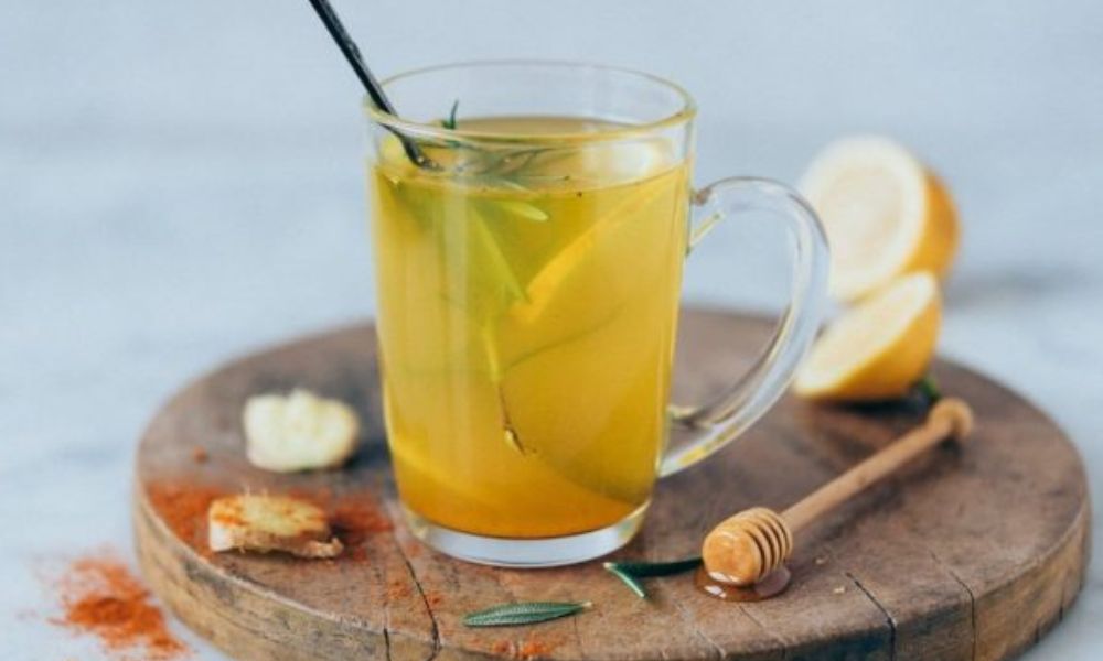 Receta de infusión de cúrcuma con limón