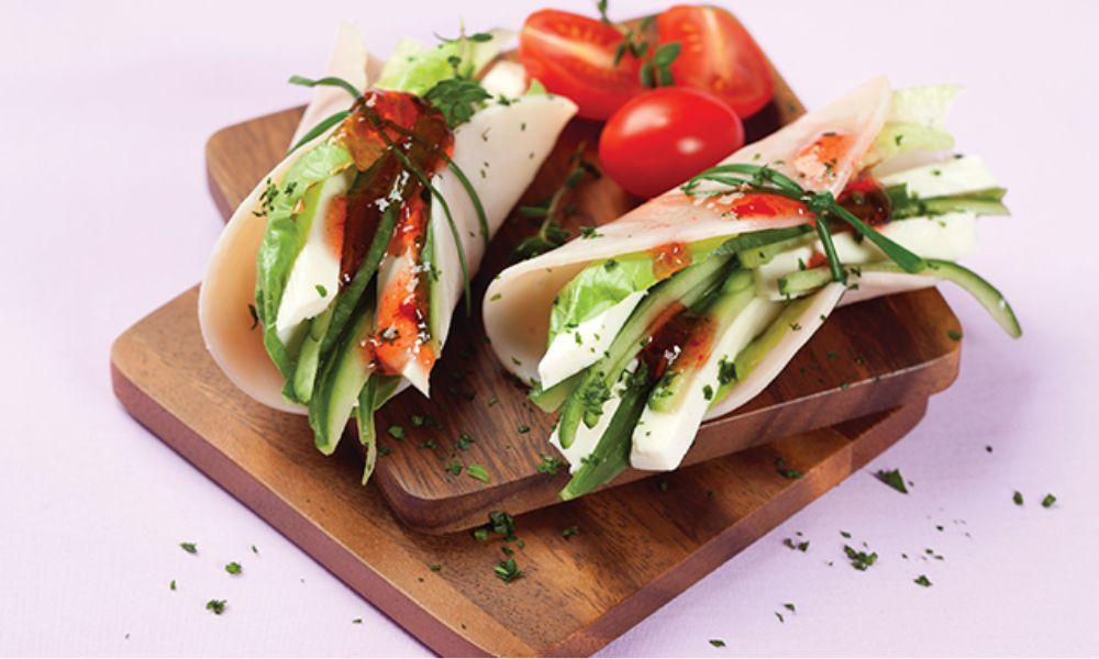 Receta de rollos de jamón con lechuga y pepino