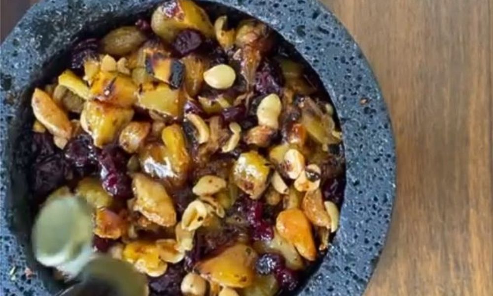 Receta de salsa de piña con arándanos