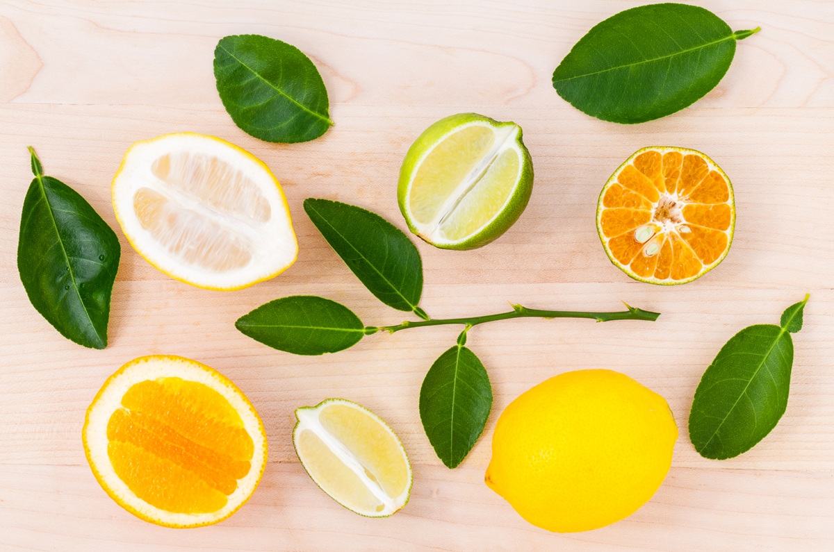 Receta té hojas de limón para combatir la migraña