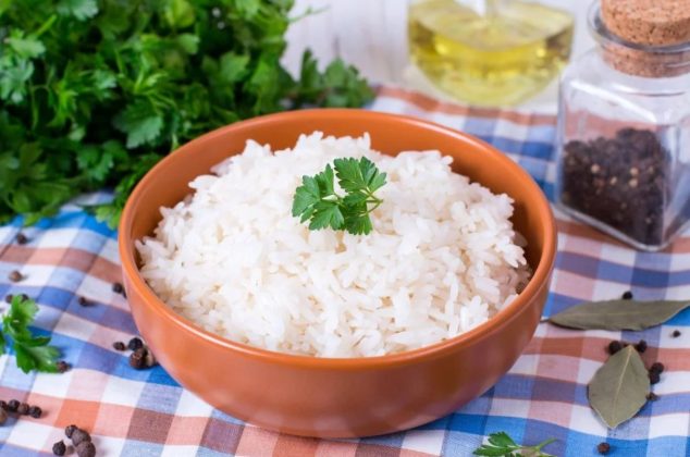 Cómo hacer arroz blanco en microondas ¡En 6 minutos!