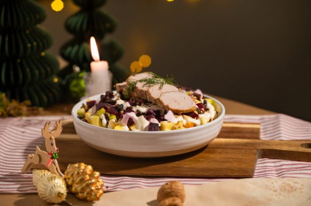 Sorprende a tu familia con esta ensalada de nochebuena, llena de sabor y tradición