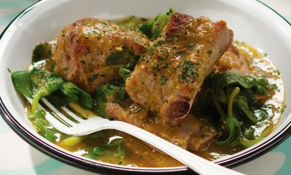 Receta de costillas de cerdo con verdolagas en salsa verde