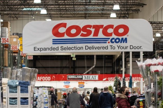 Retiran de manera urgente estas ensaladas del Costco por contaminación de plásticos