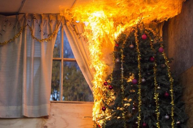 Evita incendios en casa: cómo decorar el árbol y las luces esta Navidad