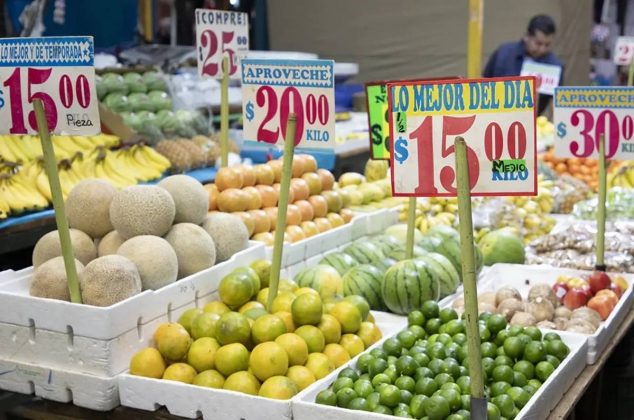 Estos son los precios reales del limón, naranja y plátano según Profeco