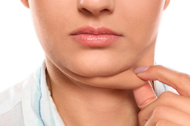 La poderosa vitamina que funciona para eliminar la papada en poco tiempo