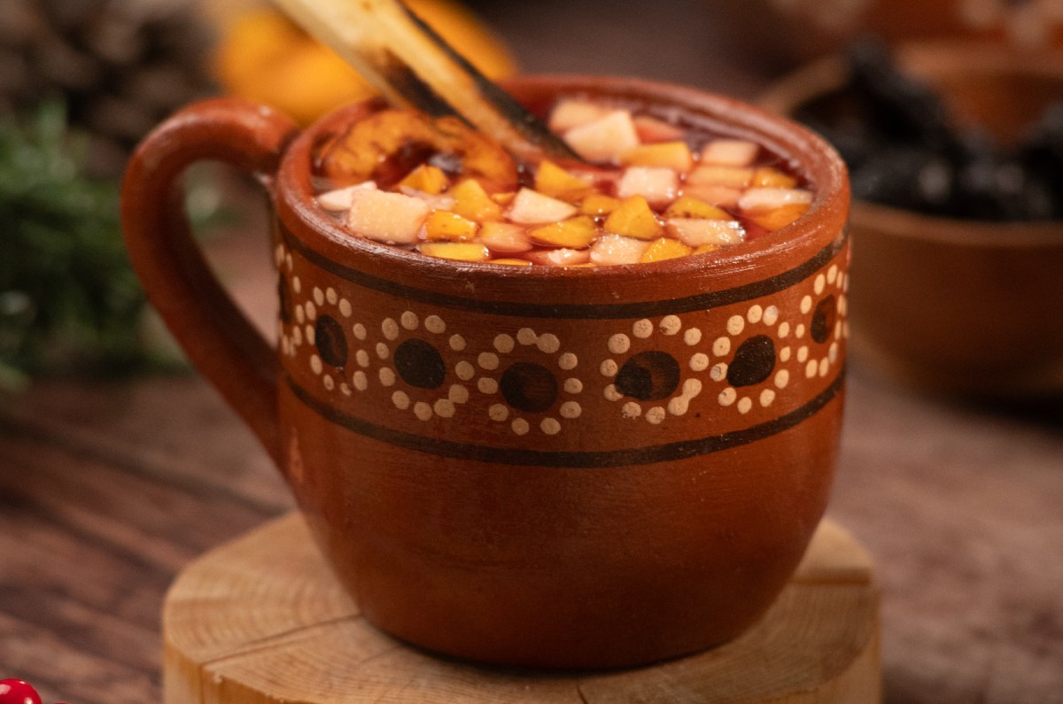 Cómo hacer delicioso ponche de frutas tatemadas ¡En 30 minutos!