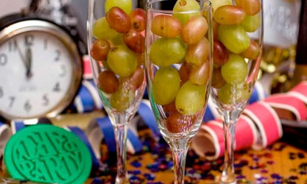 Qué significa comer 12 uvas en año nuevo