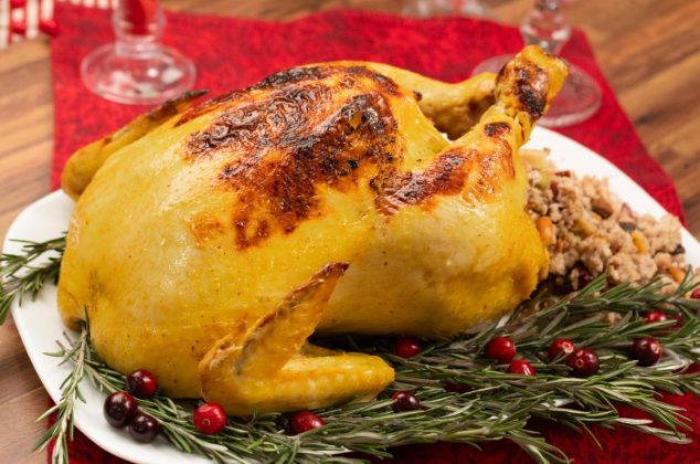 Receta de pollo navideño relleno de carne molida