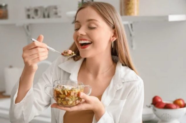 ¿Comer cinco veces al día acelera el metabolismo? Te decimos la verdad