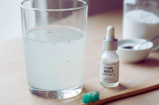 Enjuague casero de bicarbonato con menta: Cómo prepararlo y qué beneficios tiene