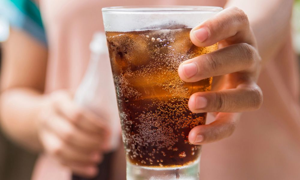 El refresco es malo para el higado