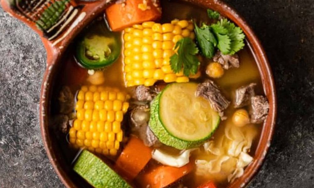 Receta de caldo de res con elotes