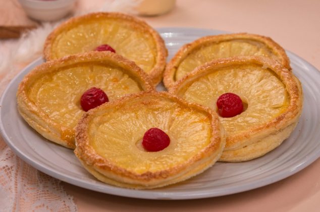 Receta de hojaldres de piña con 5 ingredientes