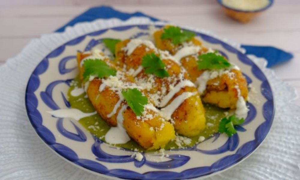 Receta de molotes de plátano macho