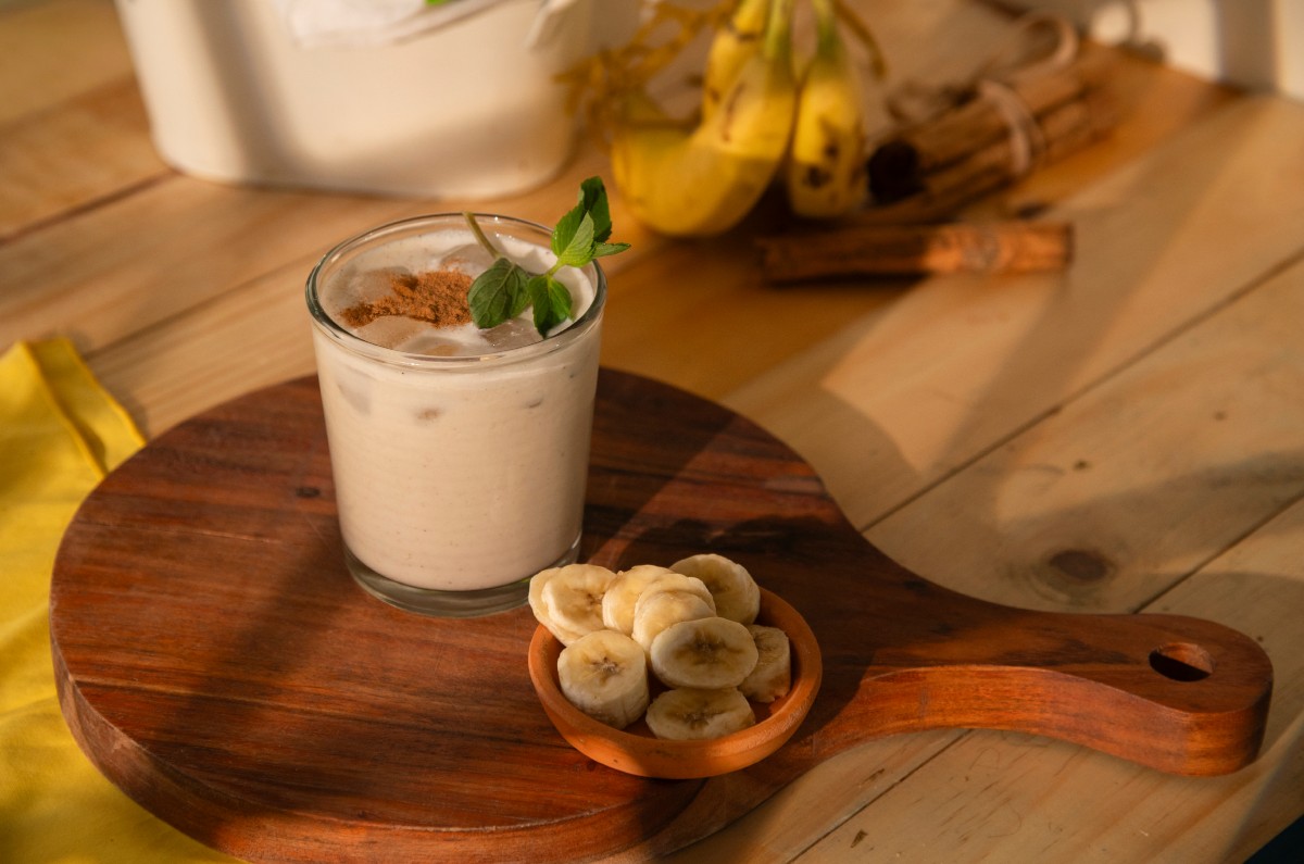 Receta de refrescante agua de plátano