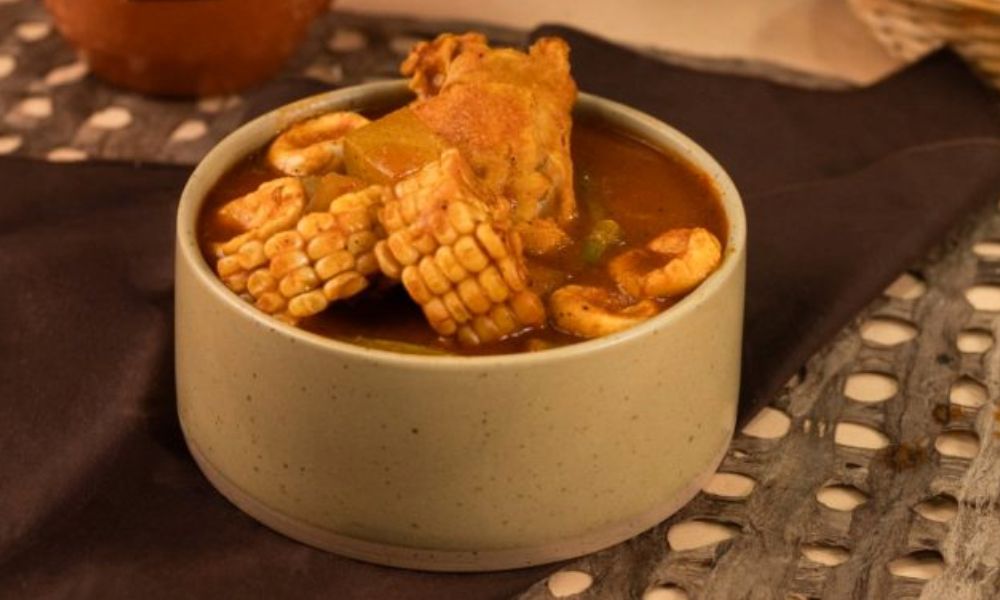 Receta de tesmole rojo con pollo estilo Veracruz