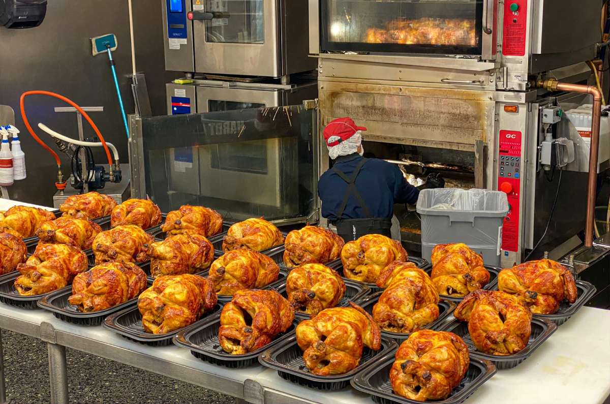 demanda al pollo rostizado del costco 