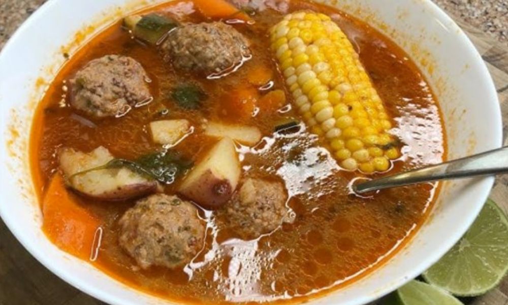 Receta de albóndigas en caldo