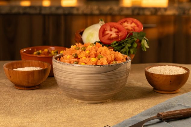 El secreto que nadie te dice para lograr un arroz rojo esponjoso perfecto en casa