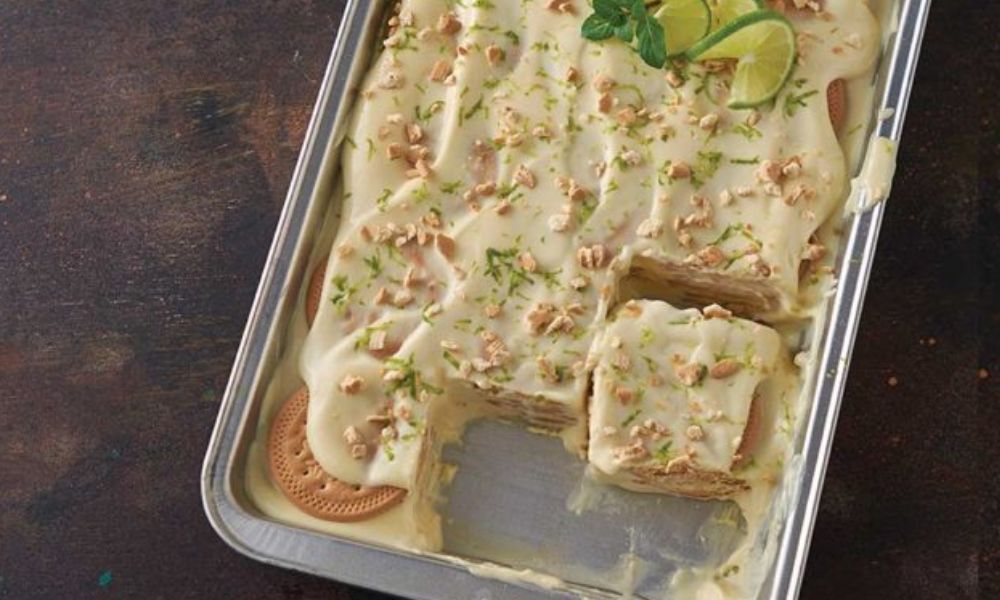 Receta de Carlota de limón con galletas Marías y queso crema