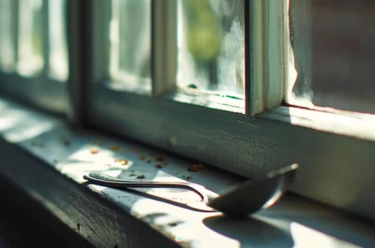 truco de la cuchara en la ventana 