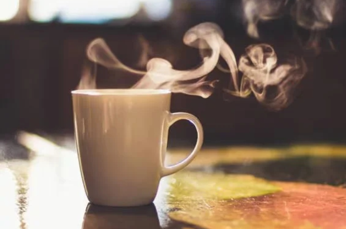 usar la misma taza de café psicología