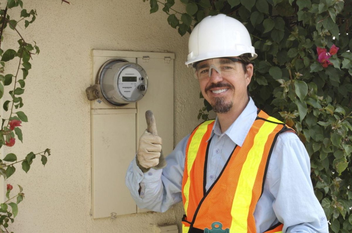 CFE actualizará medidores de luz