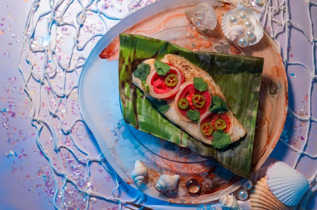 Pescado envuelto al sartén, receta práctica y llena de sabor